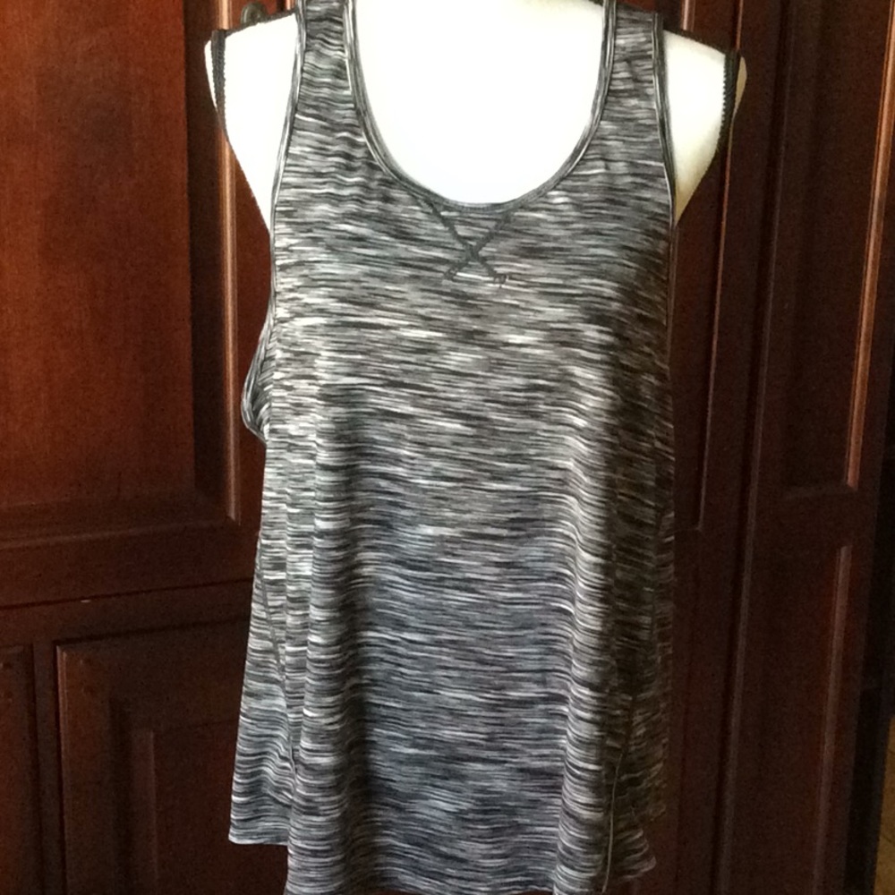 Tangerine tank size L/ XL